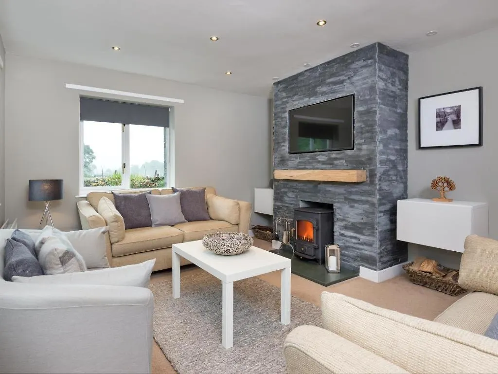 4 Bed In Borrowdale Sz219 Holiday home