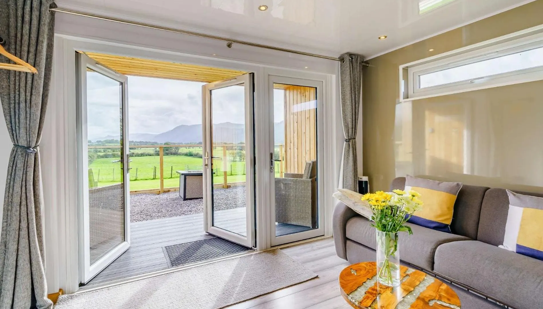 1 Bed In Keswick 82476 *