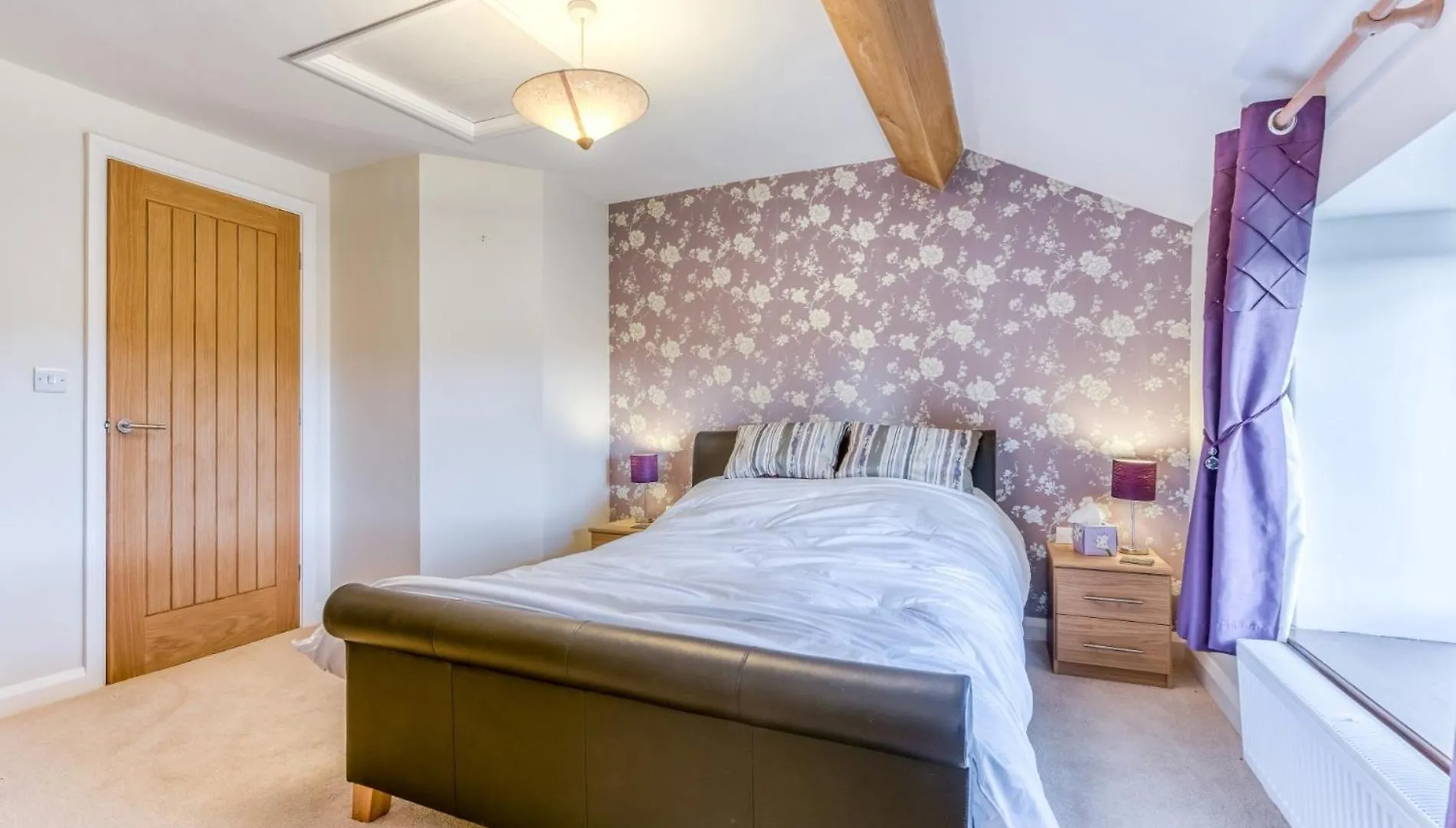 Holiday home 4 Bed In Broughton Mills 75286 *