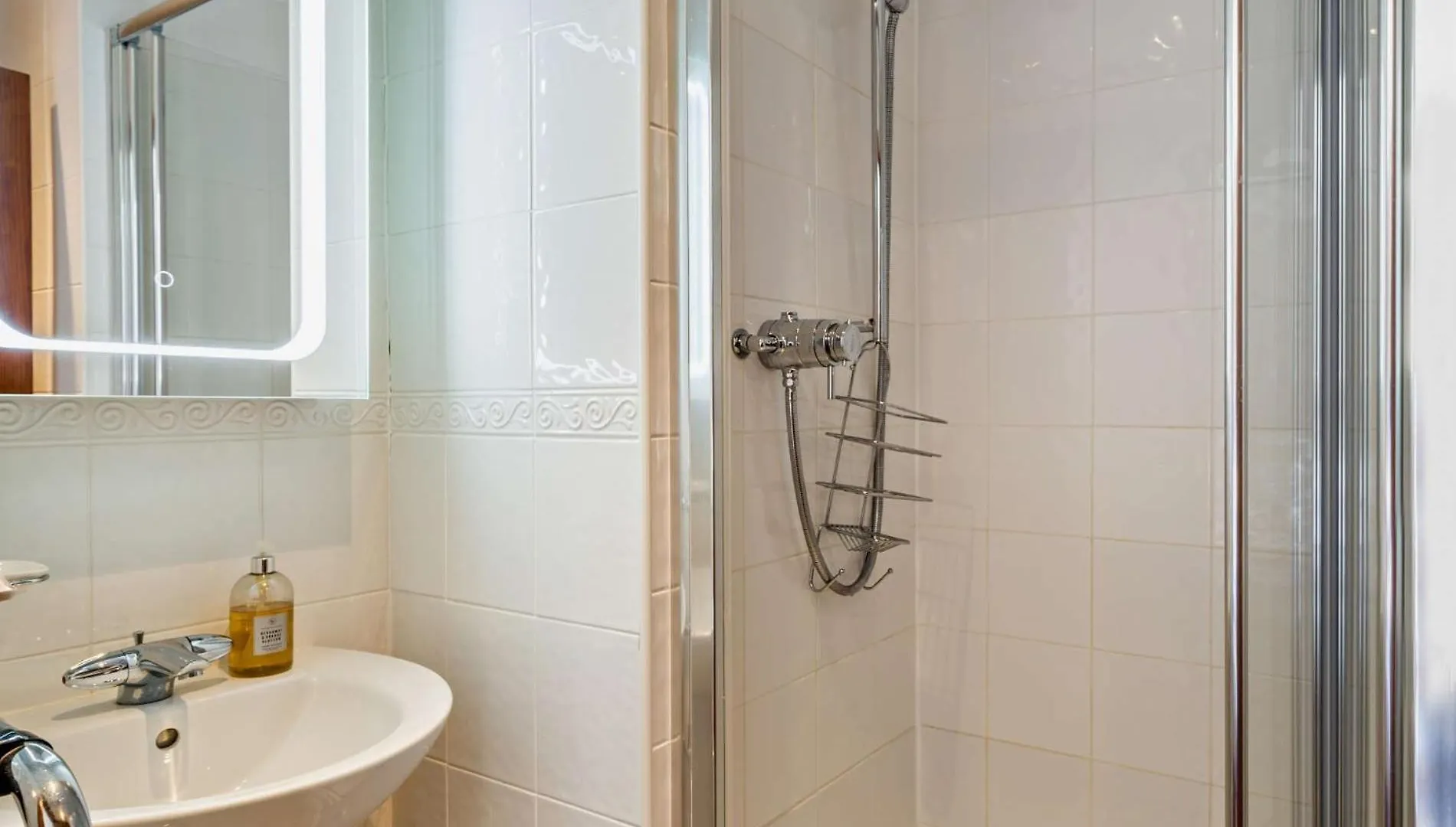 3 Bed In 95374 Nyaraló *