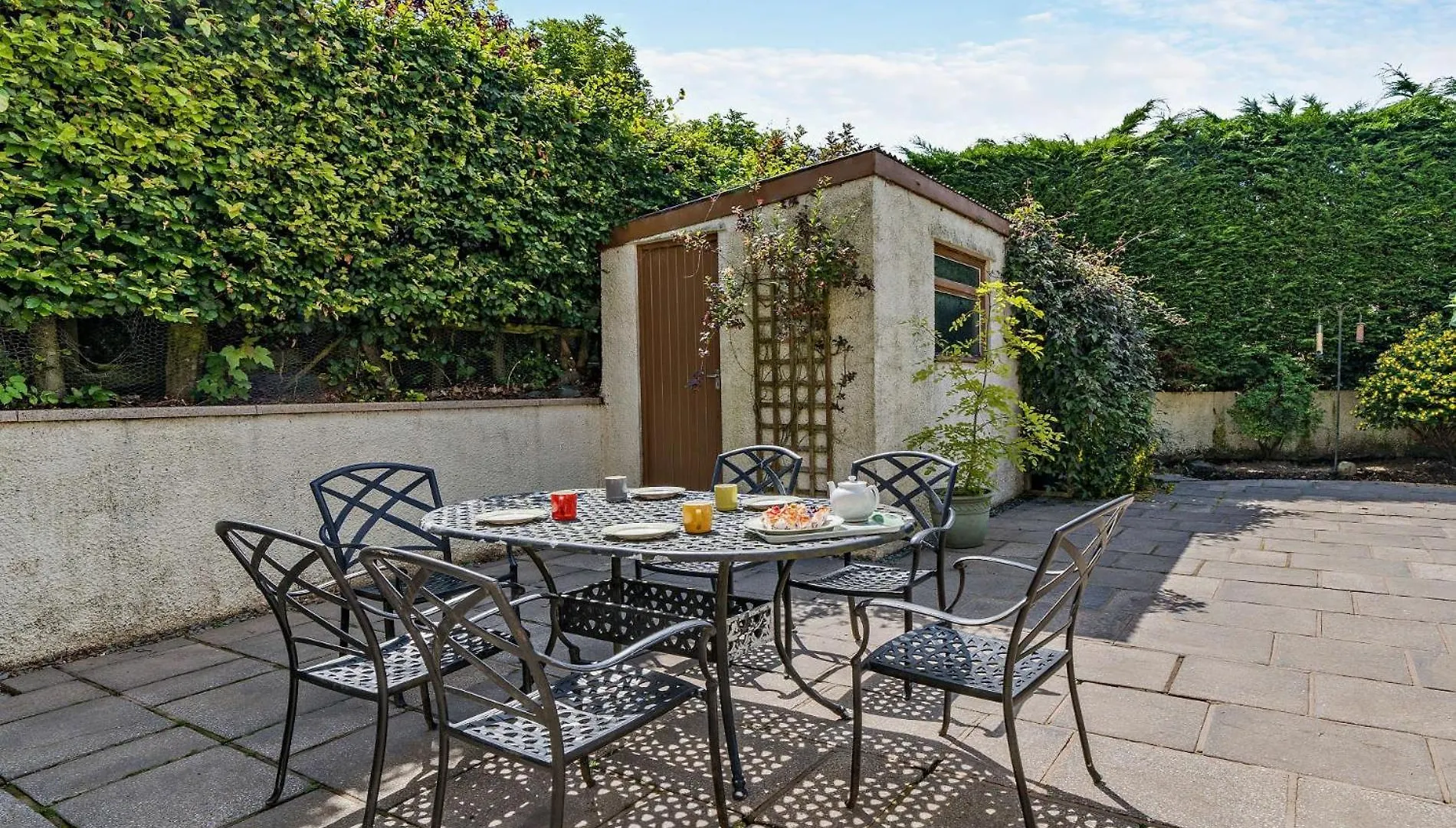 3 Bed In 95374 *