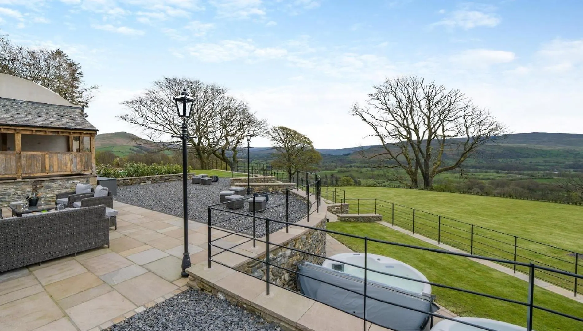 7 Bed In 93325 * Sedbergh