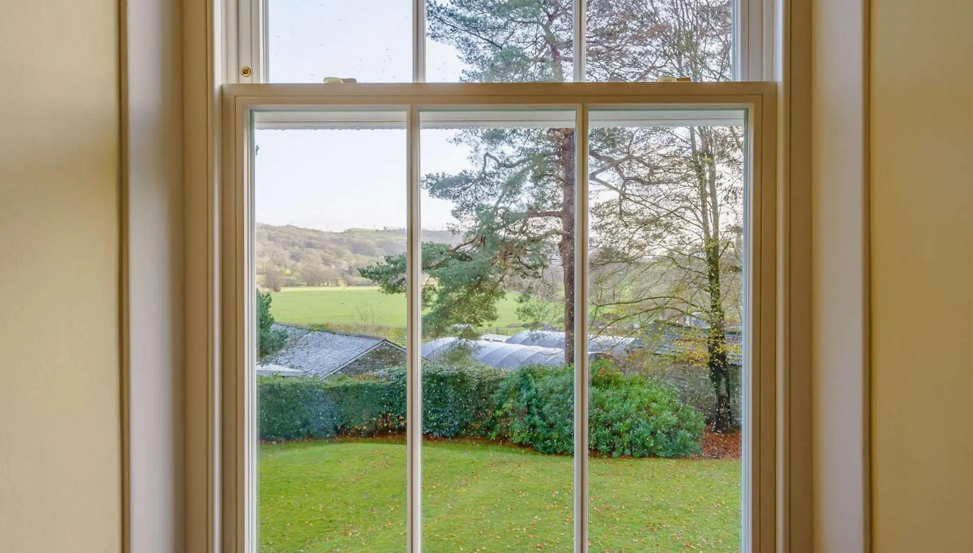 4 Bed In Village Llh03 *