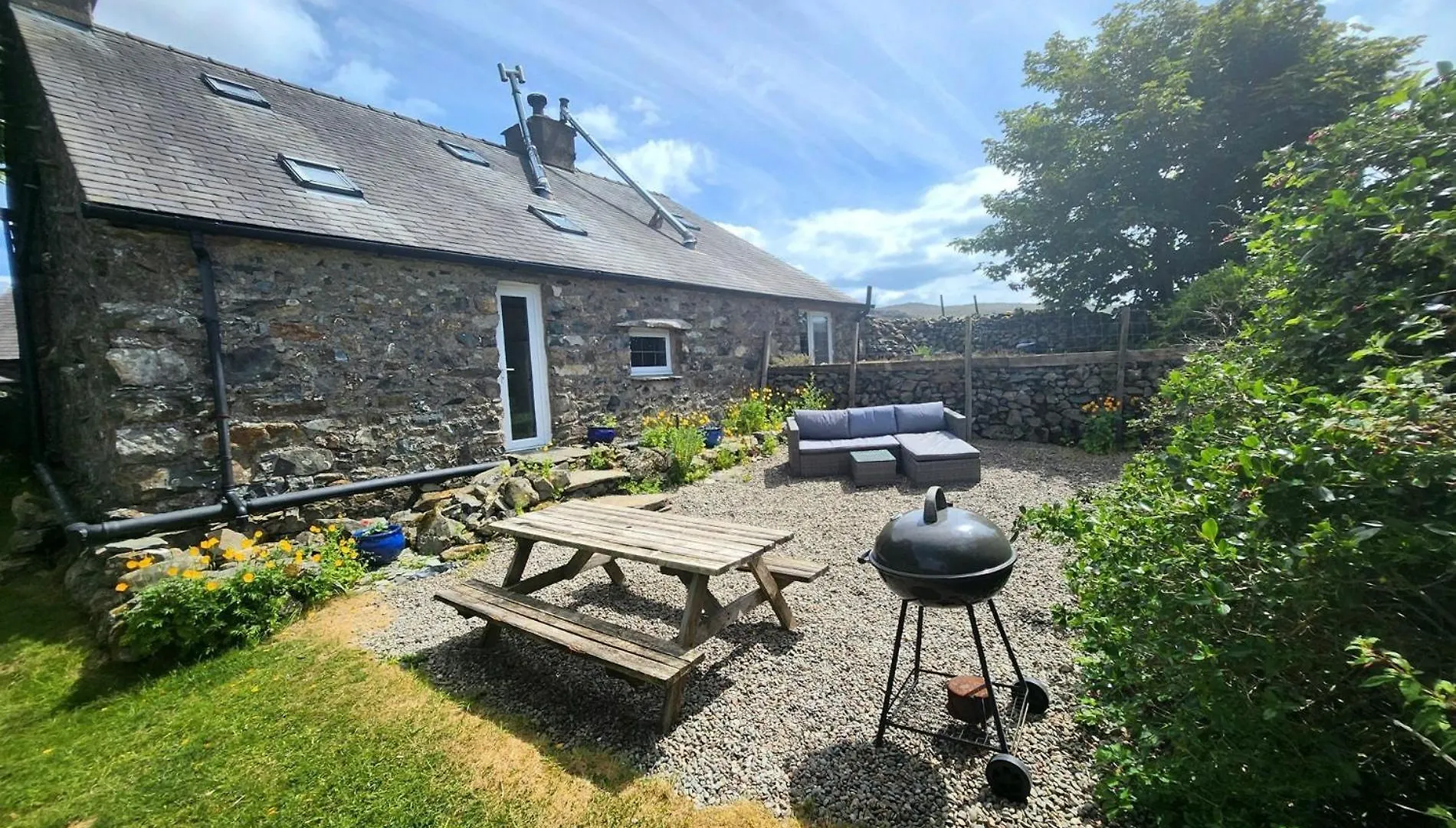 3 Bed In 94529 *