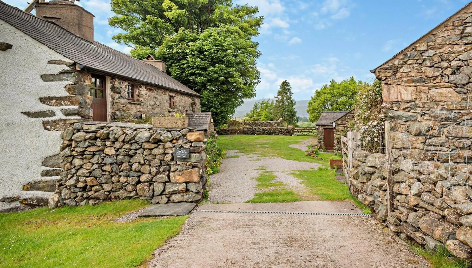 3 Bed In 94529 *