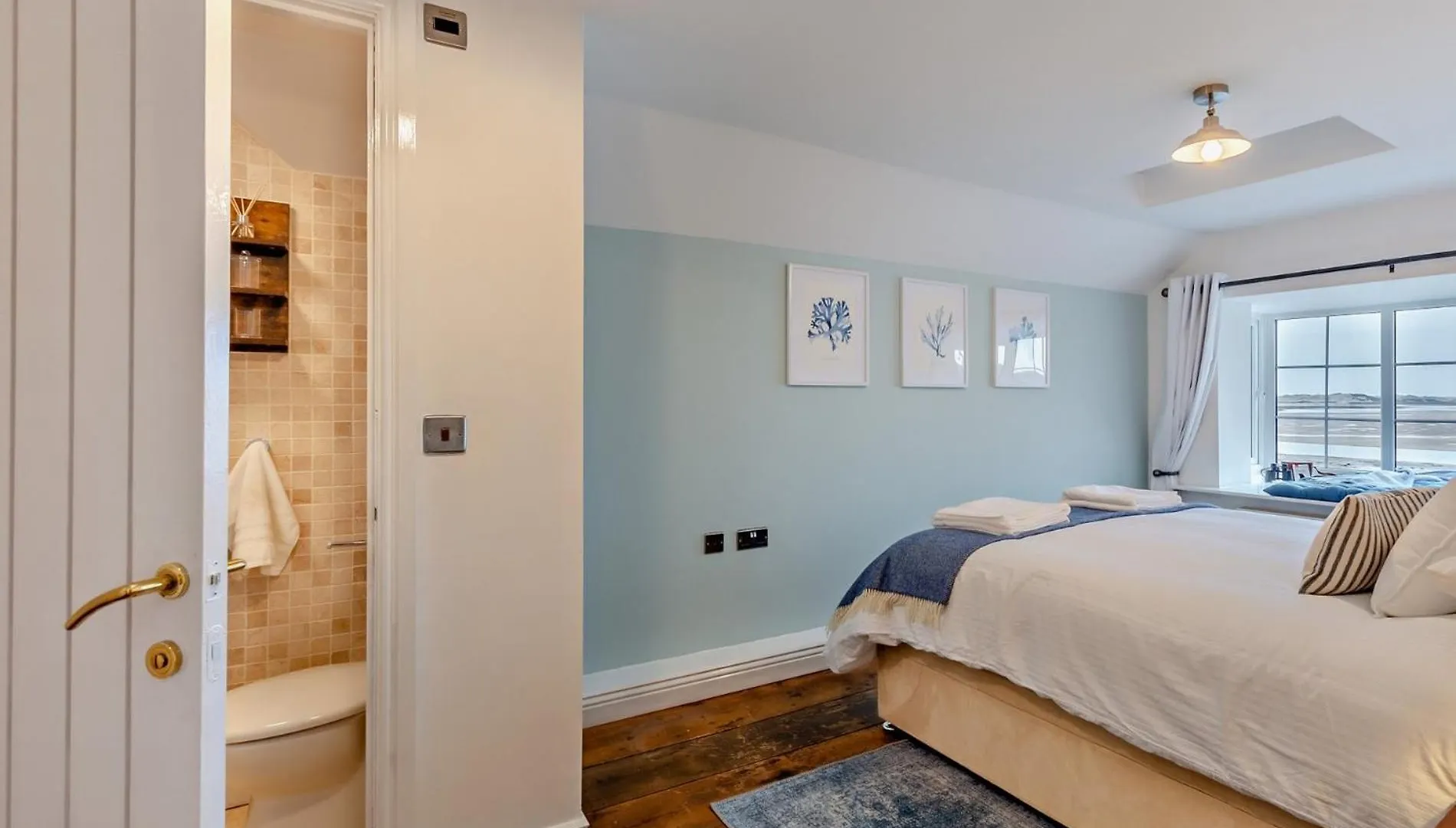 2 Bed In 95884 * 레이븐글래스