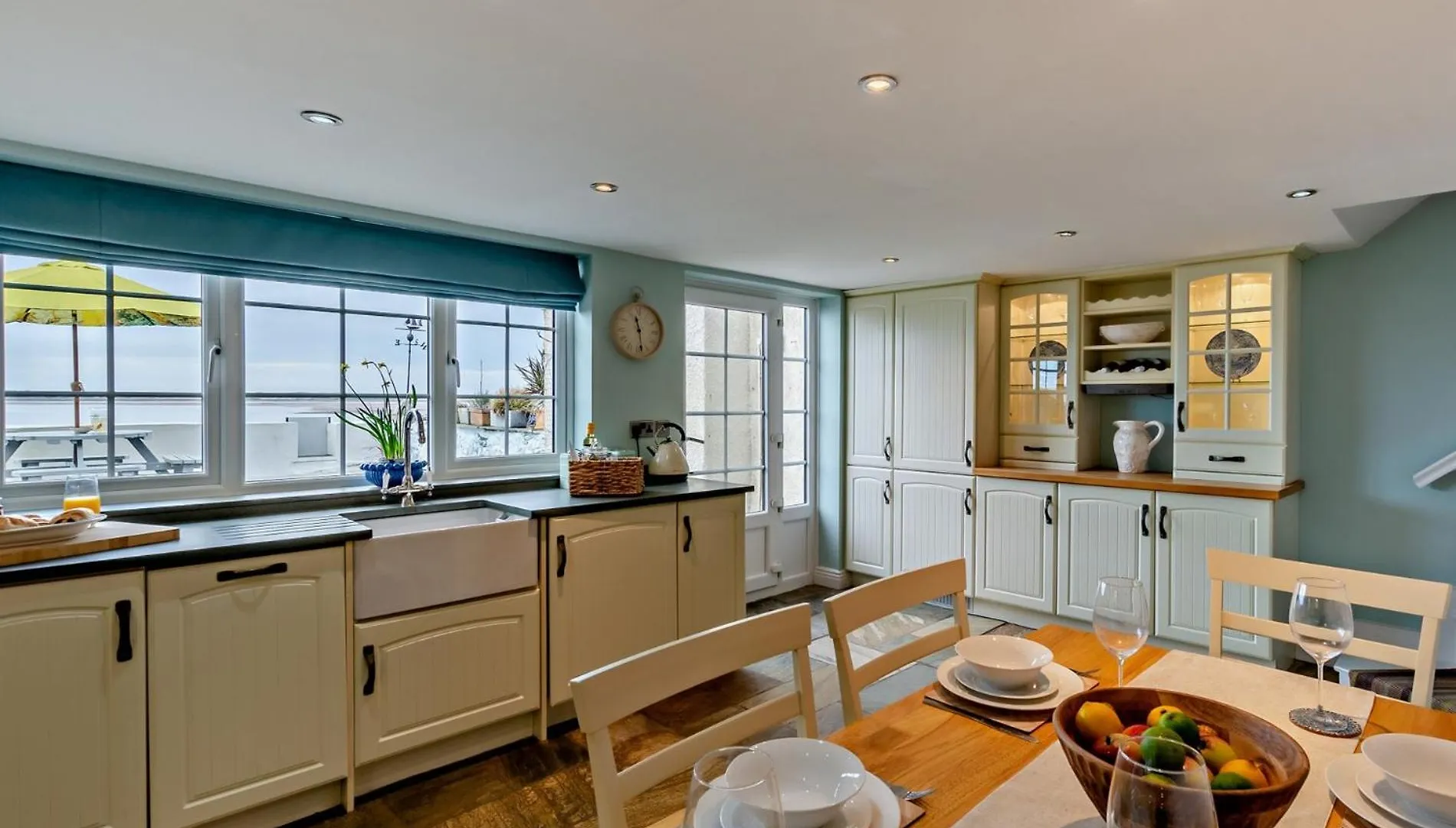 2 Bed In 95884 펜션