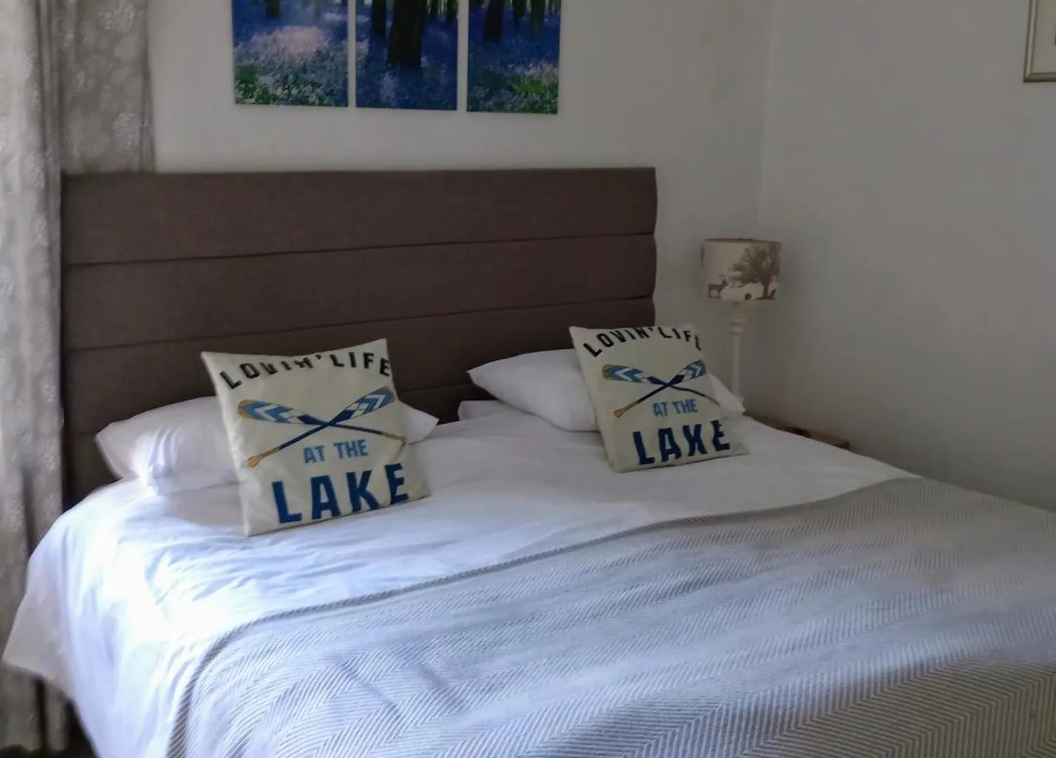 Bed & Breakfast The Lakes 2*