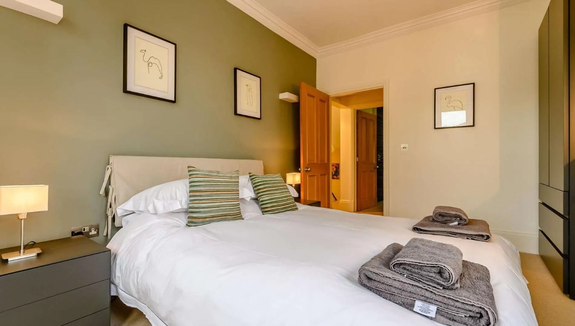 4 Bed In Keswick 89258 *