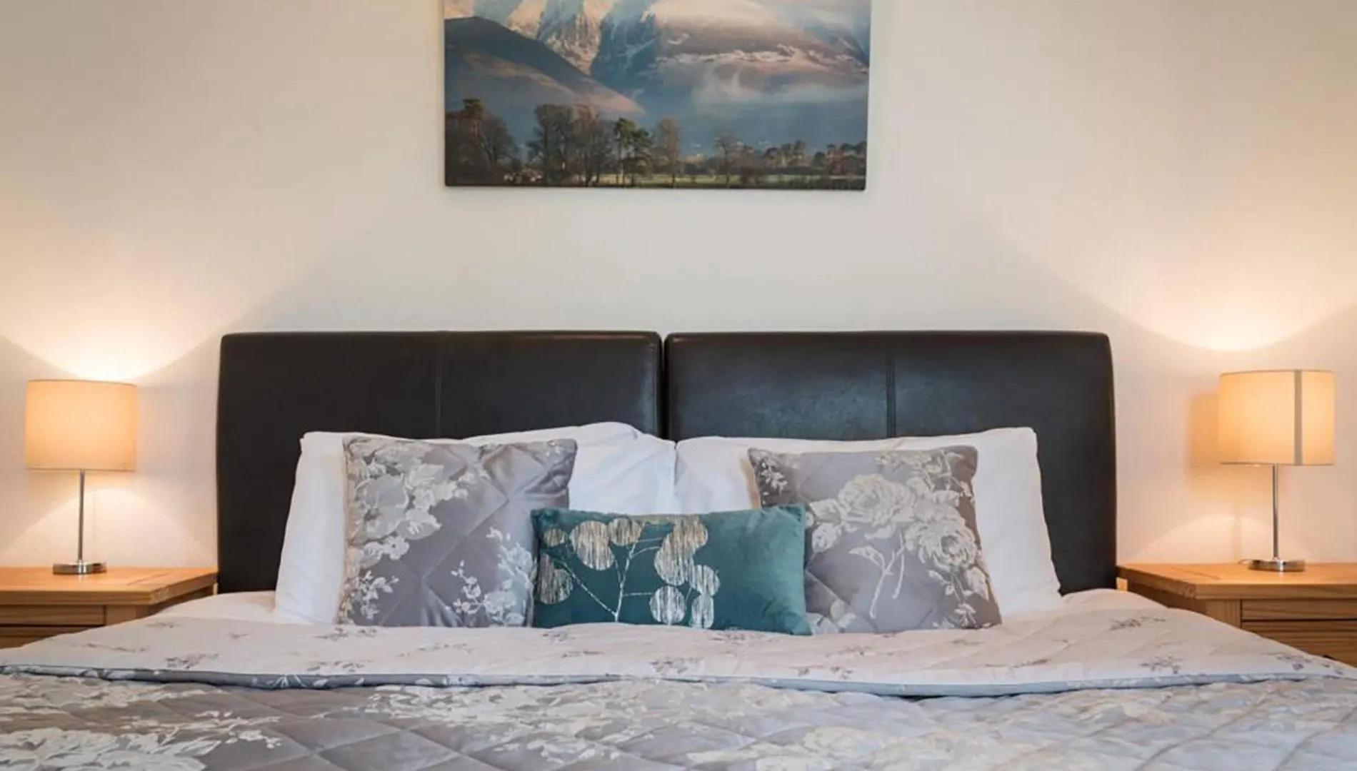 6 Bed In Sz044 *