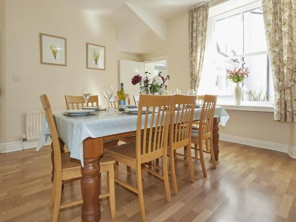 בית נופש 5 Bed In Keswick Sz291