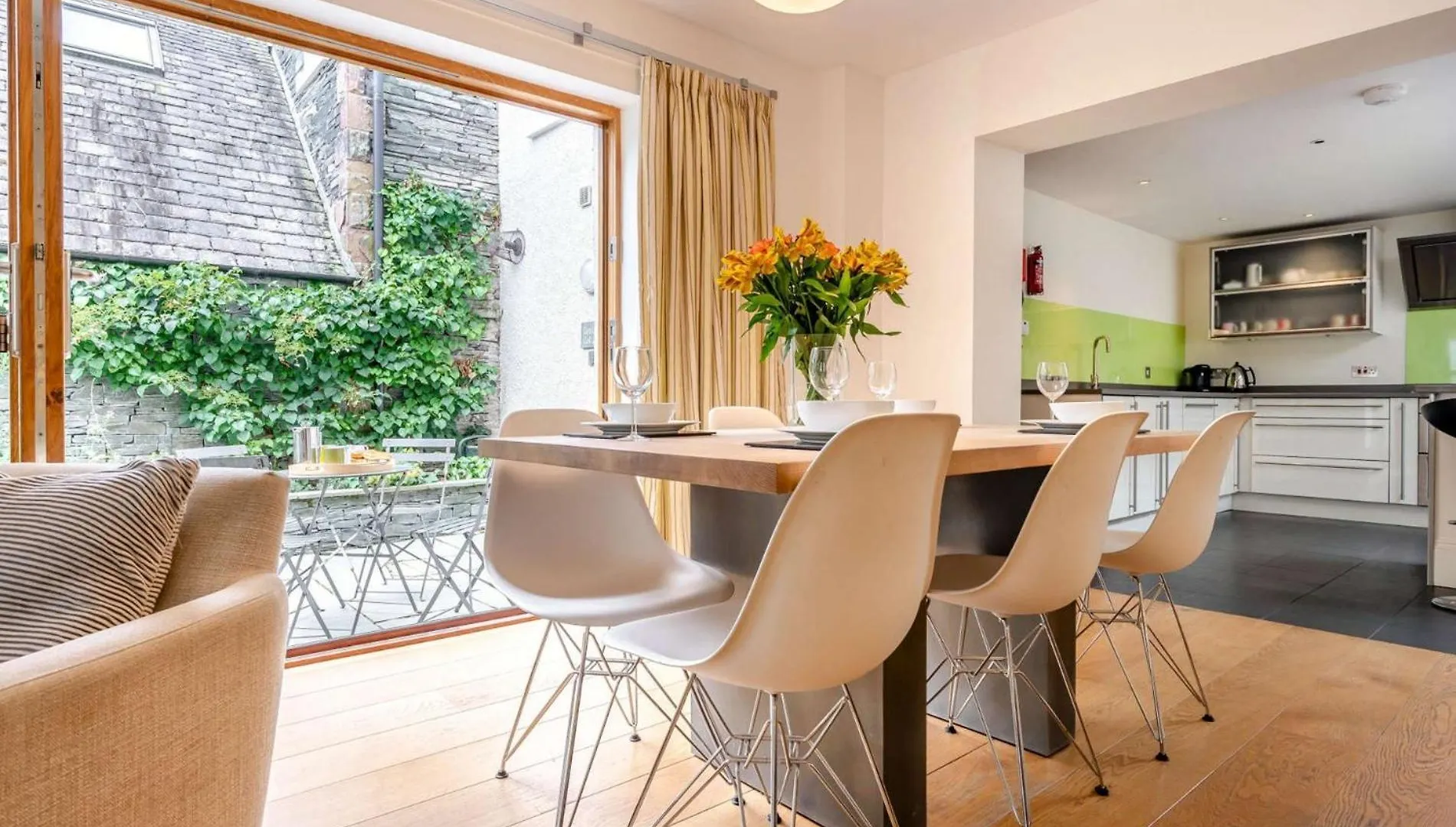 2 Bed In Keswick 89257