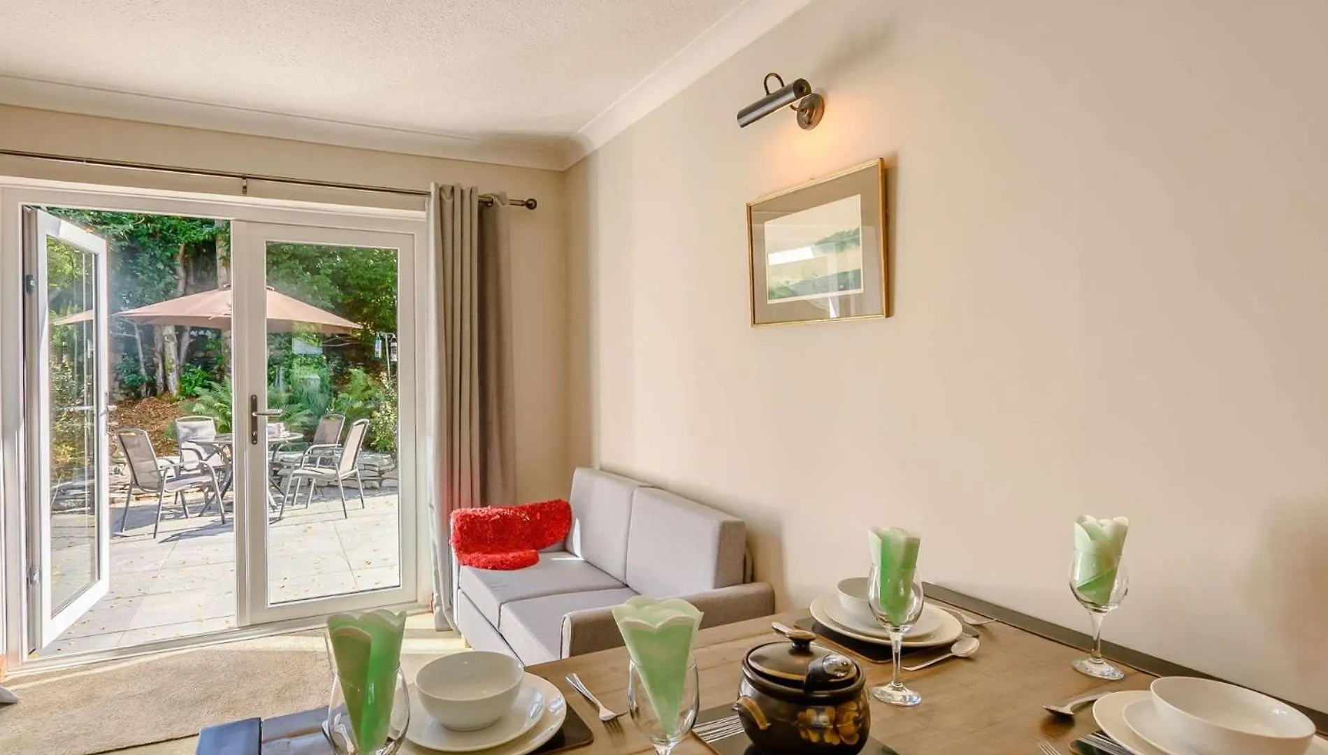 2 Bed In 89794