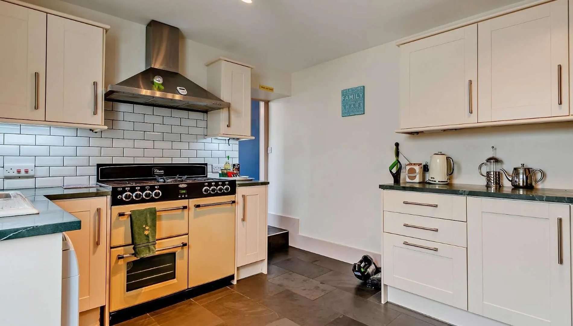 4 Bed In Sz037 Prázdninový dům