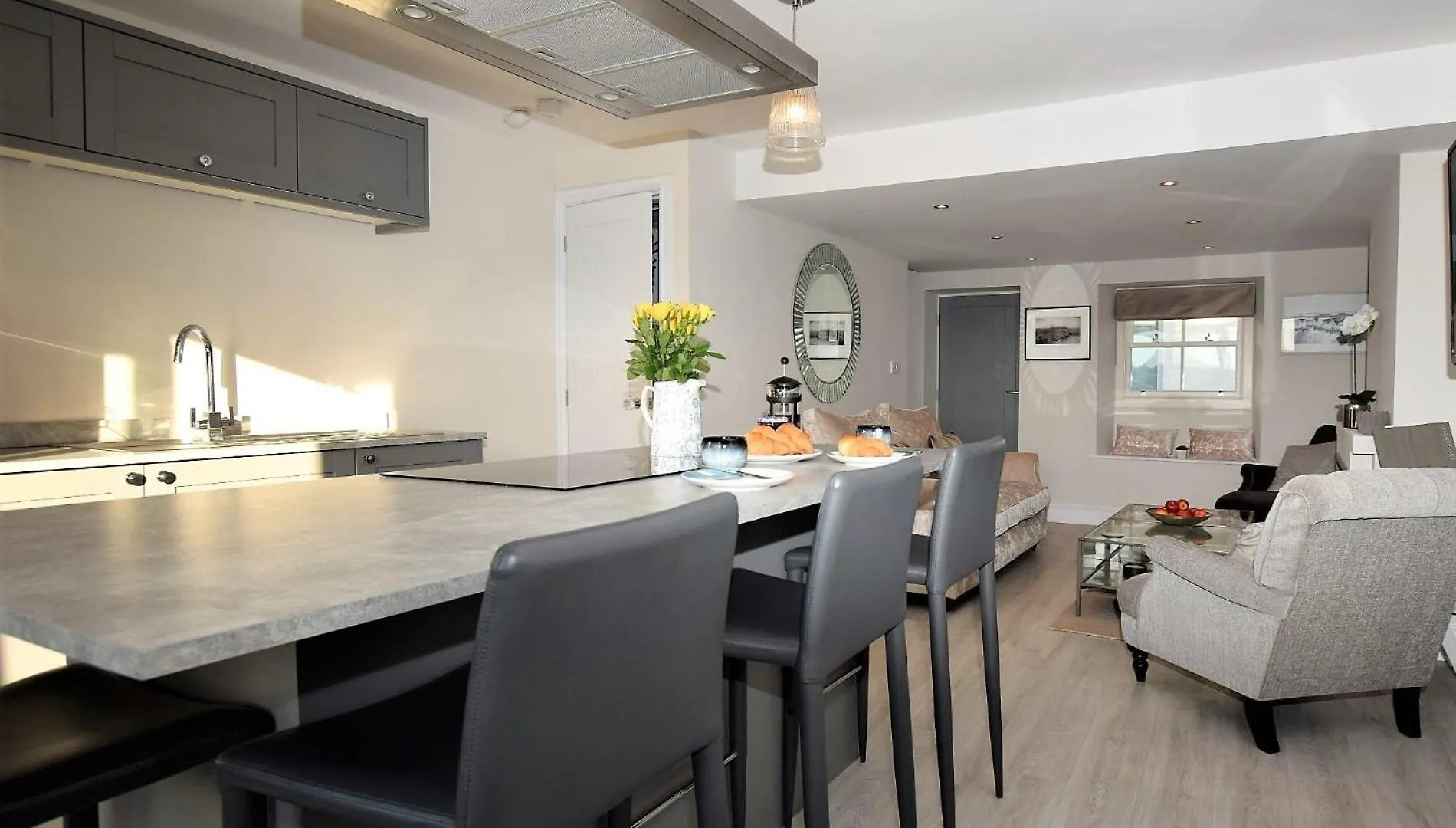 2 Bed In 73154 בית נופש *