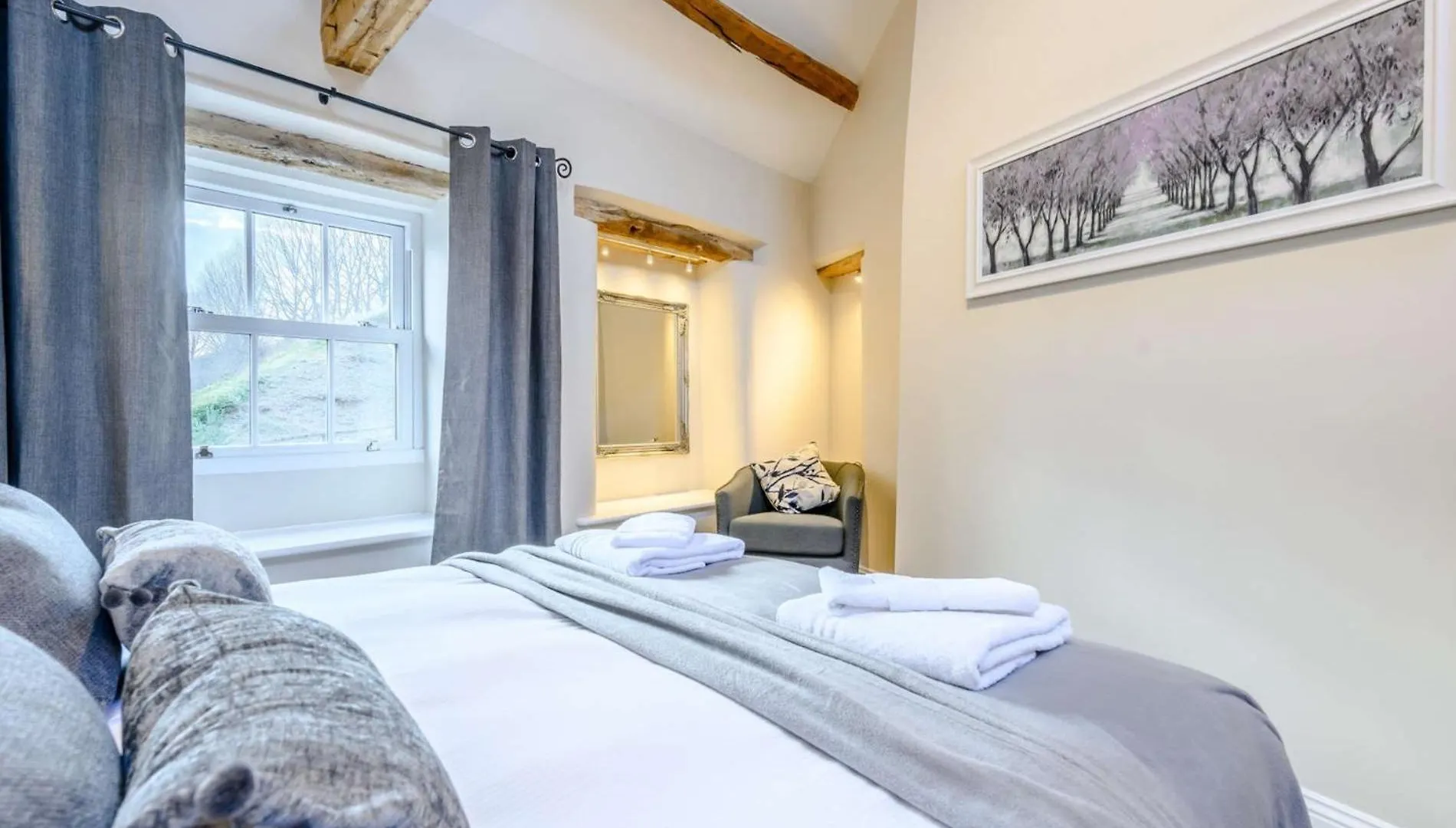 2 Bed In Ullswater 87349 *