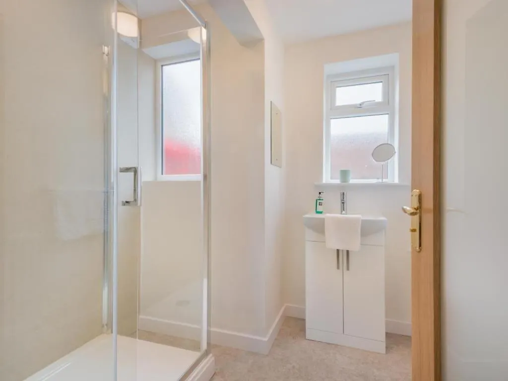 3 Bed In Keswick Sz283
