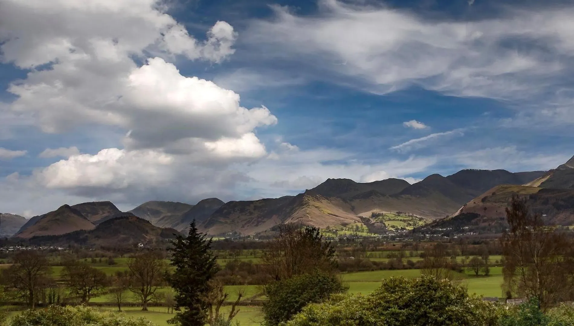 2 Bed In Keswick Lcc19 شقة *
