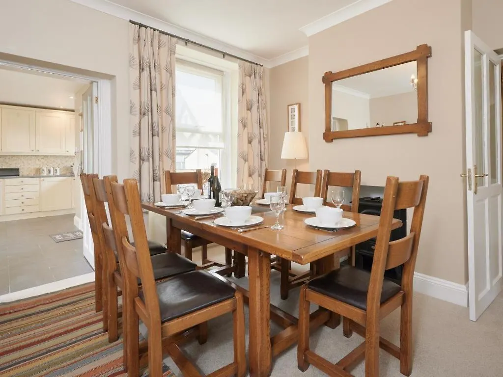 펜션 4 Bed In Keswick Sz220