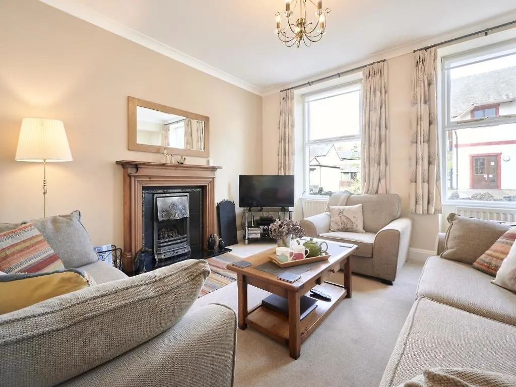 4 Bed In Keswick Sz220