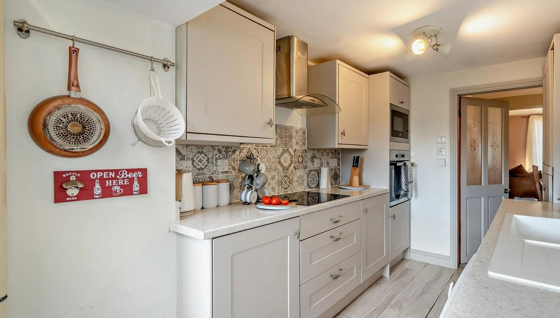 2 Bed In 93608 Millom