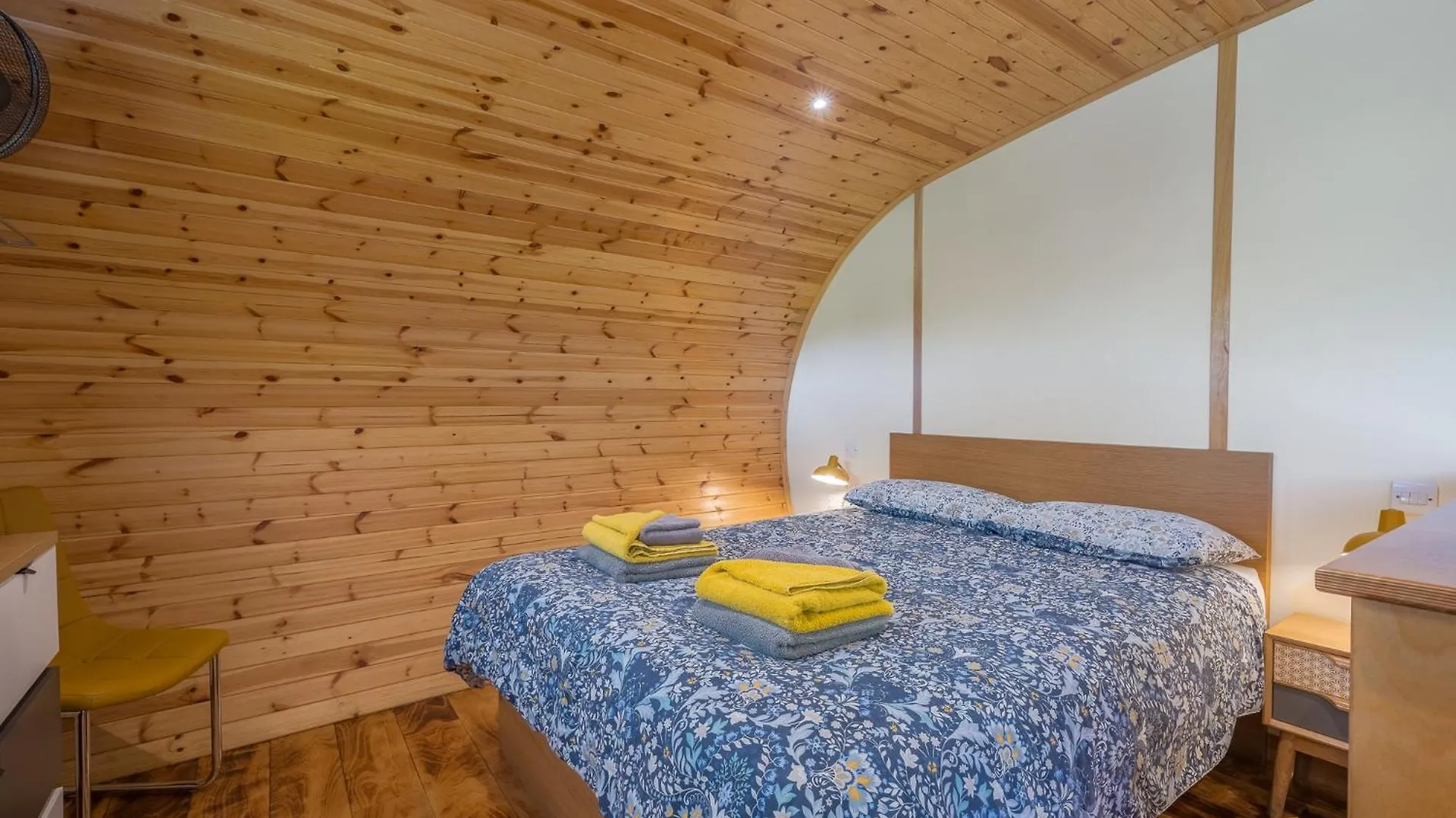 アパート Ingleborough Luxury Pod With Hot Tub At Fell View Park カークビー・ロンズデール