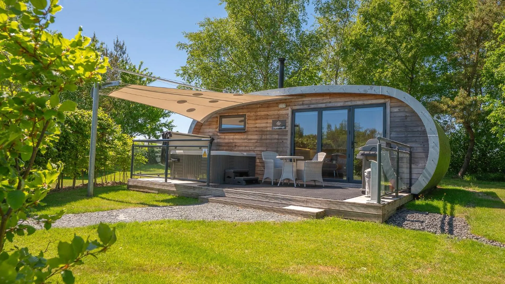 Ingleborough Luxury Pod With Hot Tub At Fell View Park *