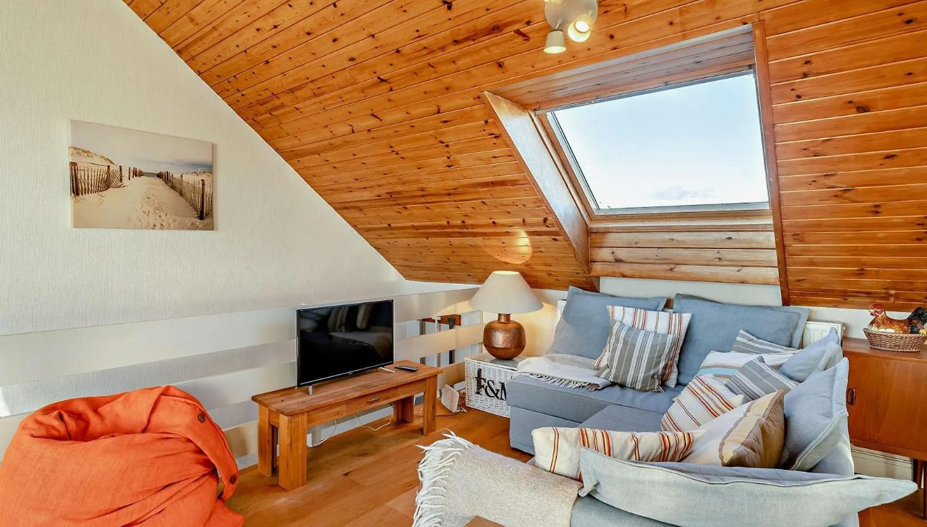 2 Bed In 94052 *