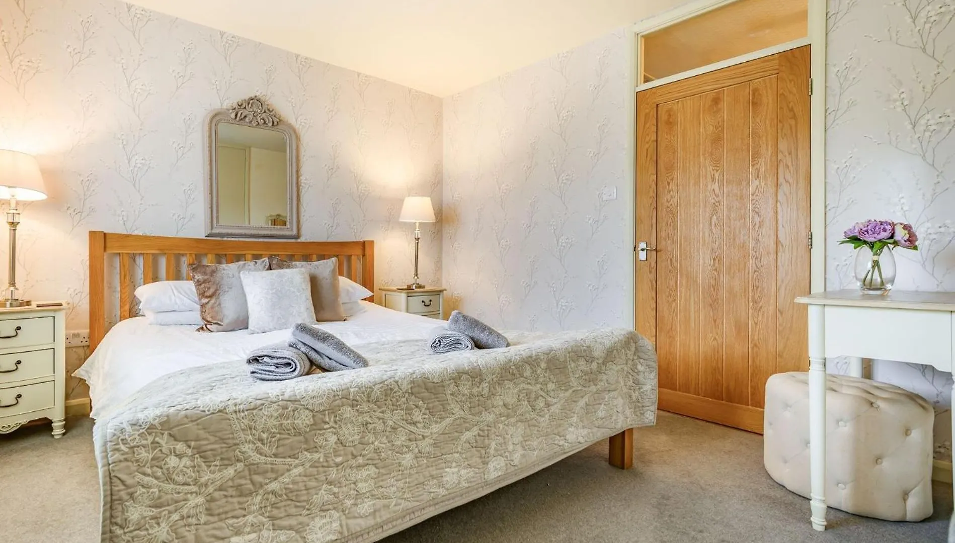 2 Bed In Sz427