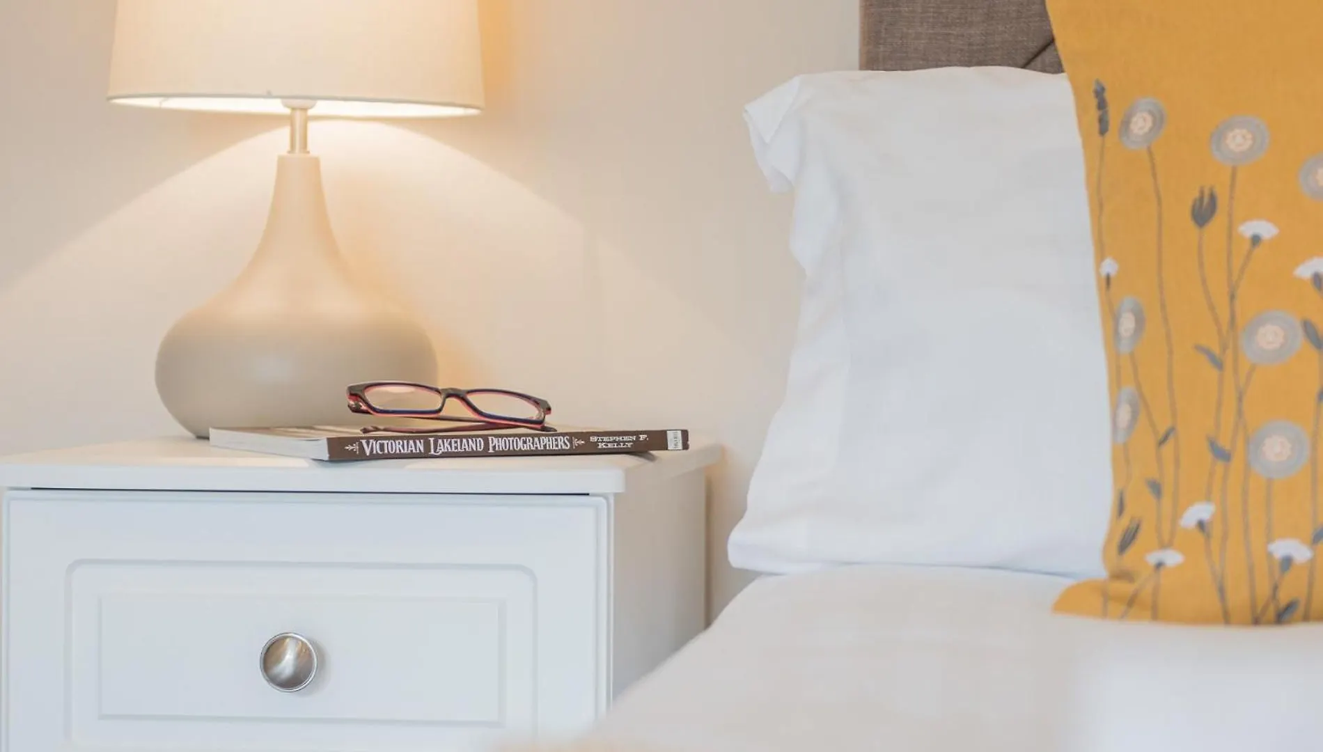 2 Bed In Windermere 78288 펜션 보우네스온윈더미어