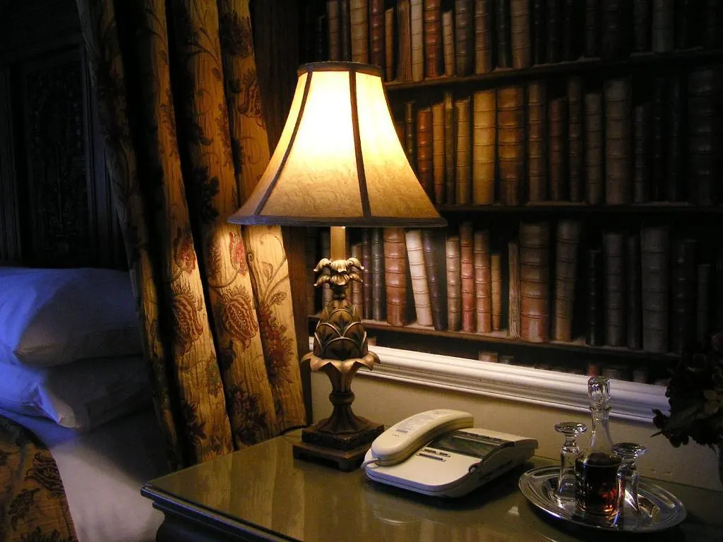 Lonsdale House * Windermere