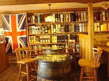 The Wayside And Whisky Barn Casa de hóspedes Whitbeck