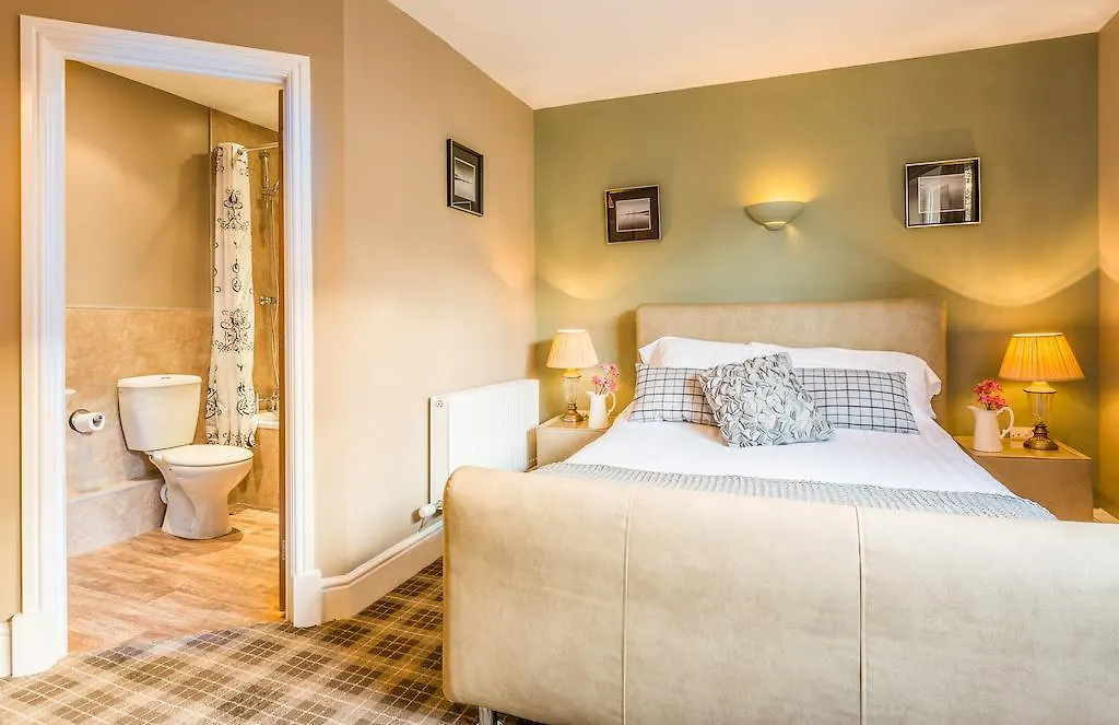 The Lounge & Bar Hotel Penrith