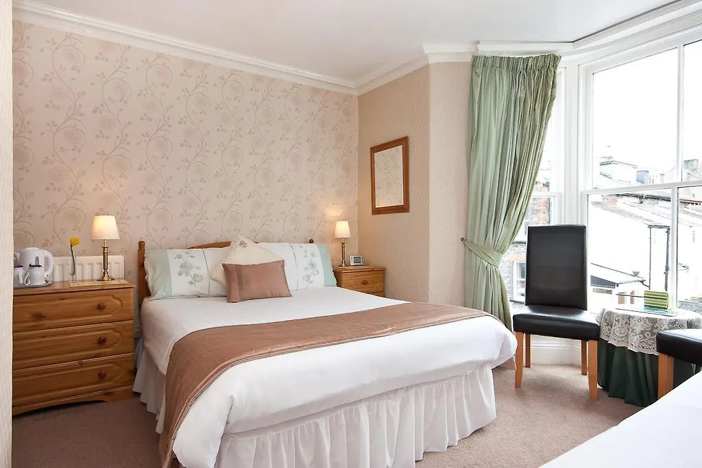 Leonards Field House Guest house