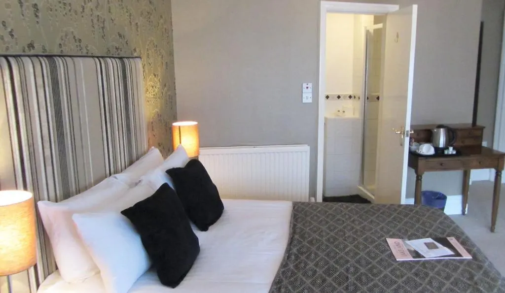 Konukevi Monties - Adults Only 3*