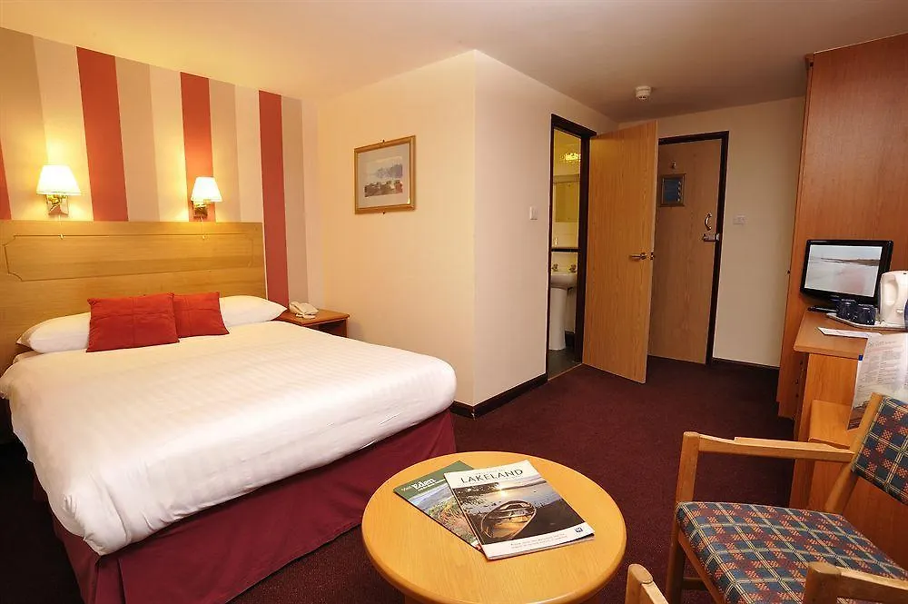 Patterdale Hotel 2*