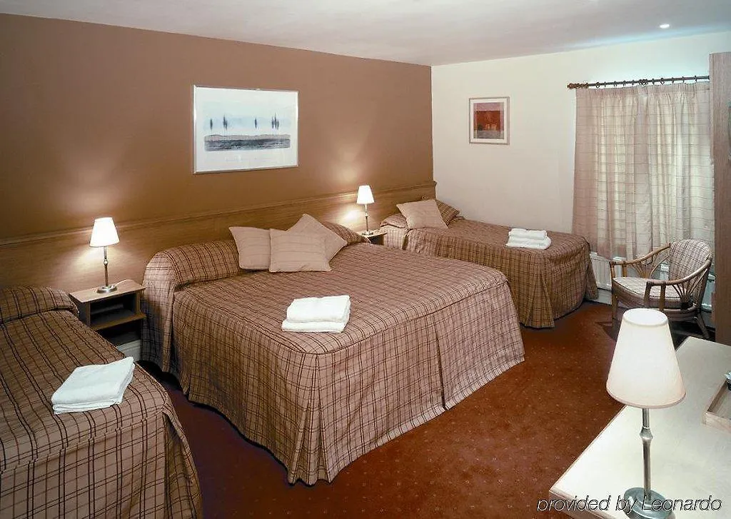 Whoop Hall And Leisure Hotel