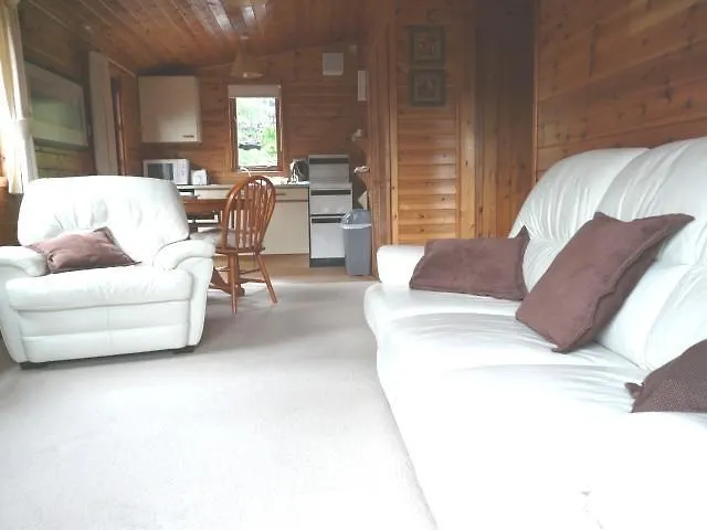 Mockerkin Tarn Luxury Log Cabin *