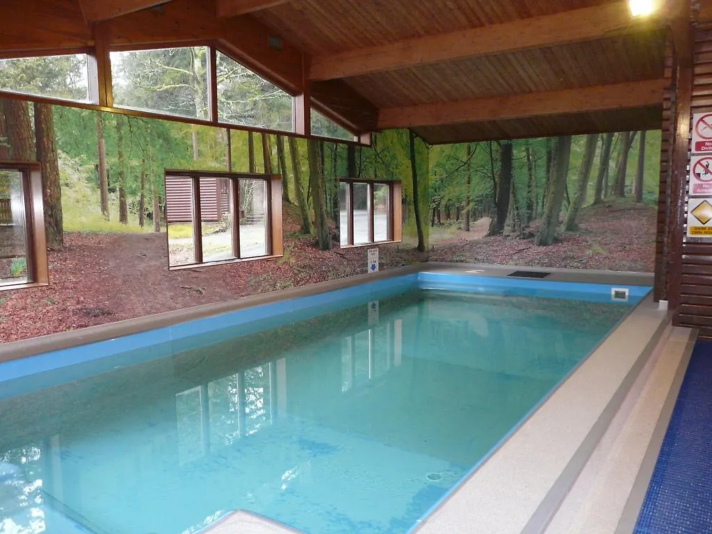Mockerkin Tarn Luxury Log Cabin Chalet *