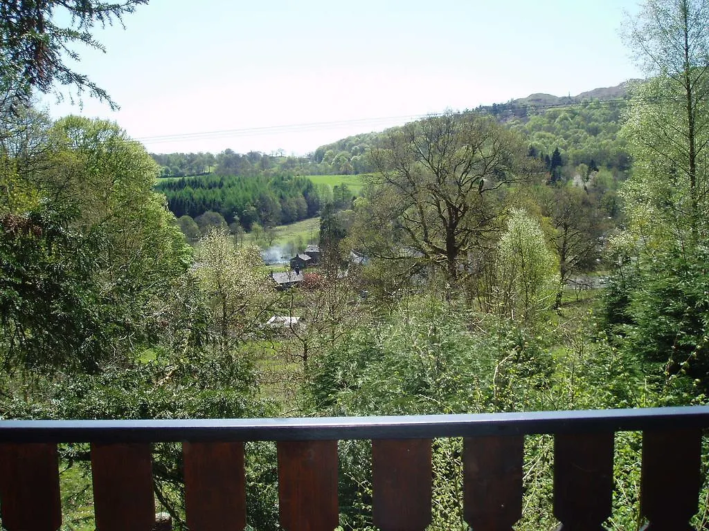 Boltons Tarn Luxury Log Cabins * Ambleside