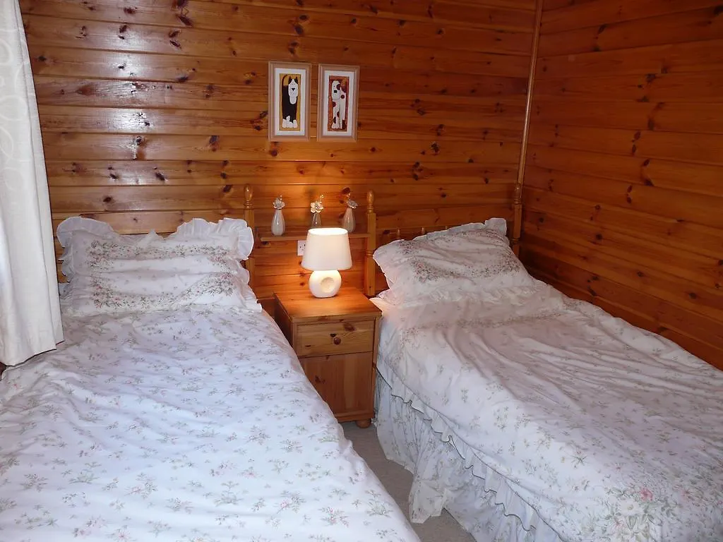 Chalet Boltons Tarn Luxury Log Cabins