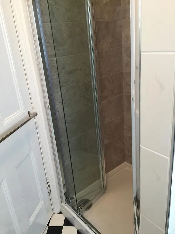 Pensión Thornleigh 4*