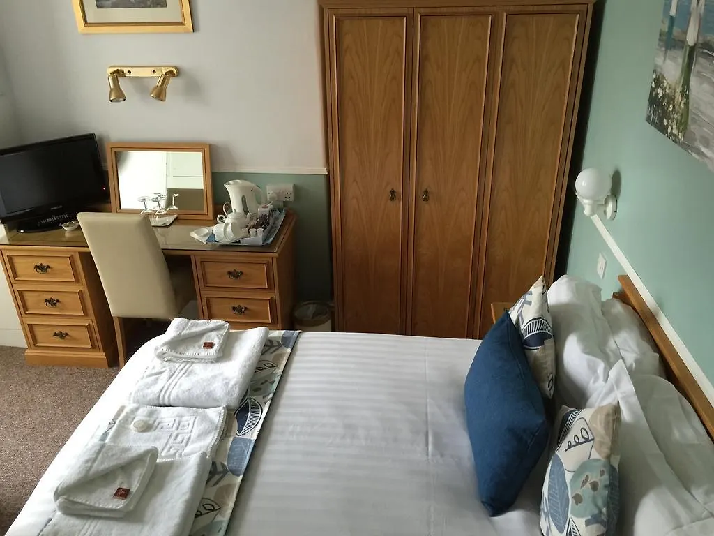 Pensión Thornleigh 4*