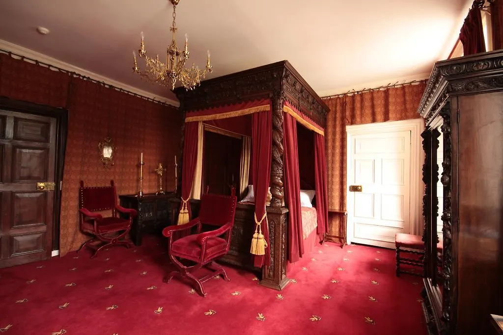 Hotel Castle 3*