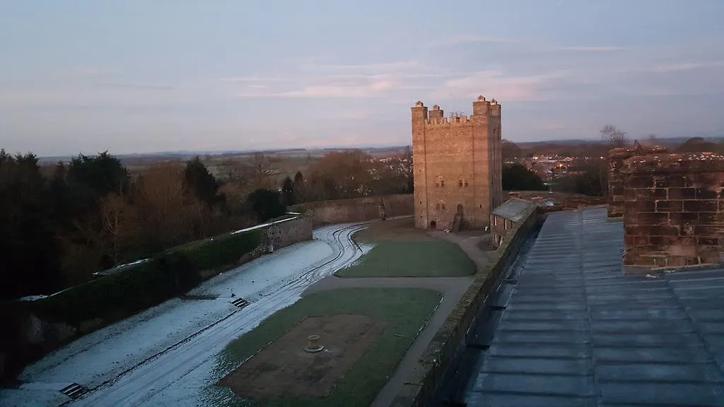 Castle 3*