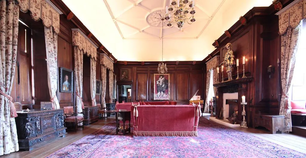 Castle Hotel 3*