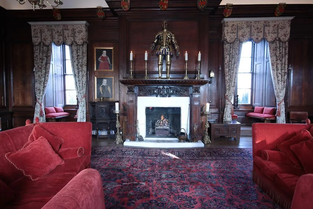 Castle Hotel