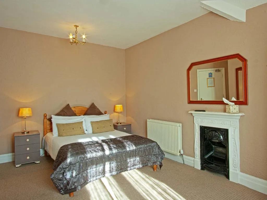 Monties - Adults Only 3*