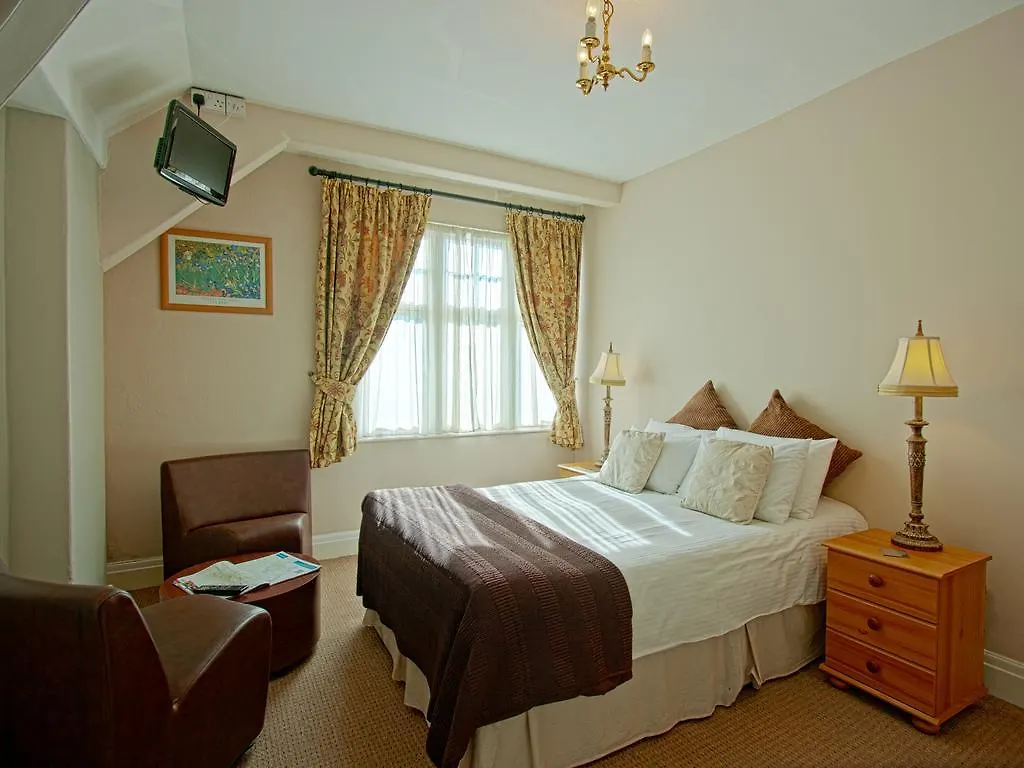 Monties - Adults Only 3* Bowness-on-Windermere