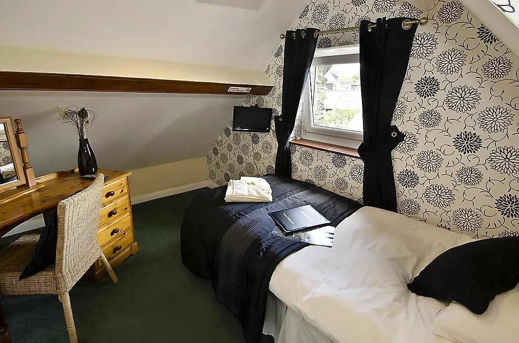 Oldfield House Guest house 2*